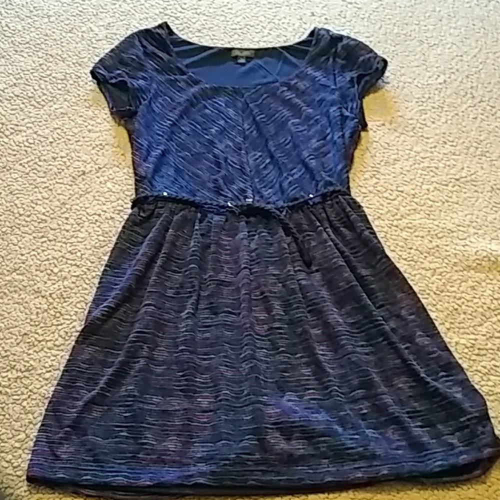 Cap sleeve dress